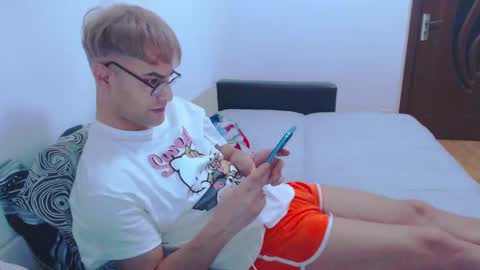 Snapshot of calvinjohnlad chatting on January 2025 01:50:01 AM Calvinjohnlad online show from January 2025 01:50:01 AM