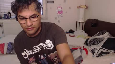 Calvinjohnlad online show from November 2025 02:44:01 PM
