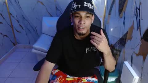 Snapshot of cam_xman chatting on April 2026 04:15:01 PM cam_xman online show from April 2026 04:15:01 PM