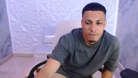 Snapshot of cam_xman chatting on May 2026 02:09:02 AM cam_xman online show from May 2026 02:09:02 AM