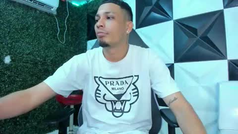 Snapshot of cam_xman chatting on May 2026 06:39:01 PM cam_xman online show from May 2026 06:39:01 PM