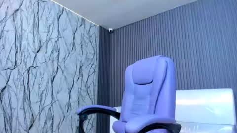 cam_xman online show from June 2026 12:52:01 PM