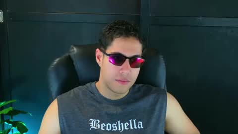 Snapshot of camara110 chatting on February 2025 08:45:01 PM camara110 online show from February 2025 08:45:01 PM