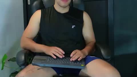 Snapshot of camara110 chatting on September 2025 03:06:01 AM camara110 online show from September 2025 03:06:01 AM