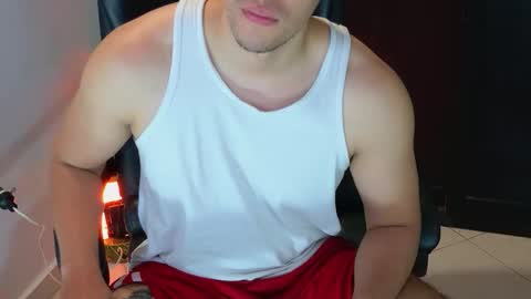 Snapshot of camara110 chatting on October 2025 07:23:01 PM camara110 online show from October 2025 07:23:01 PM