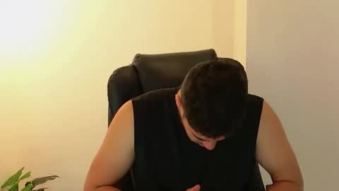 Snapshot of camara110 chatting on October 2025 01:28:01 AM camara110 online show from October 2025 01:28:01 AM