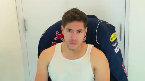 Snapshot of camara110 chatting on November 2025 08:01:01 PM camara110 online show from November 2025 08:01:01 PM