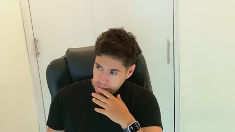 Snapshot of camara110 chatting on December 2025 03:59:01 AM camara110 online show from December 2025 03:59:01 AM