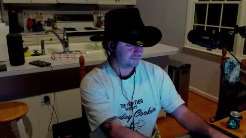 Snapshot of camarant chatting on November 2025 08:47:01 AM camarant online show from November 2025 08:47:01 AM