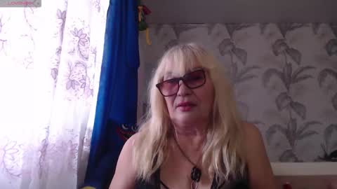 CamDiva1 online show from November 2025 07:29:02 AM