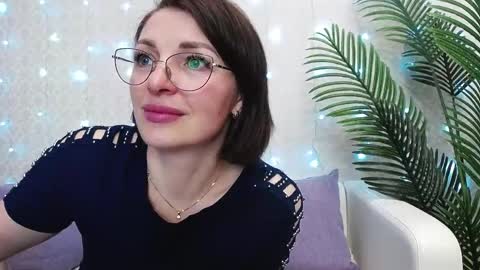 Snapshot of camelia_lillie chatting on May 2026 12:07:01 AM camelia_lillie online show from May 2026 12:07:01 AM