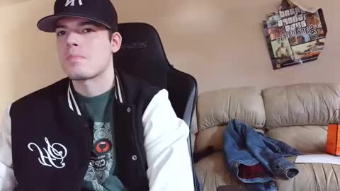 camerondt online show from December 2025 06:14:03 PM