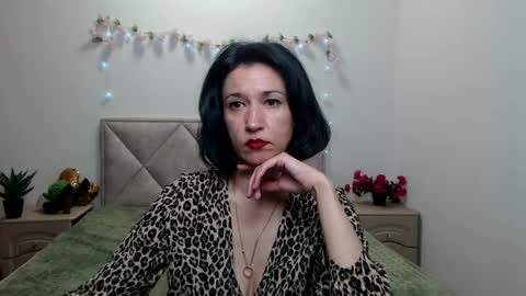 Snapshot of cameronenns chatting on May 2026 01:17:02 PM Cameronenns online show from May 2026 01:17:02 PM