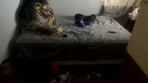 Snapshot of camerontrodd404 chatting on December 2024 04:40:01 PM ladylover online show from December 2024 04:40:01 PM