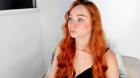Snapshot of cami_lovers1 chatting on May 2026 01:00:01 AM camii online show from May 2026 01:00:01 AM