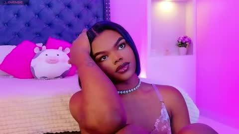 camiestrada online show from November 2025 02:54:01 AM