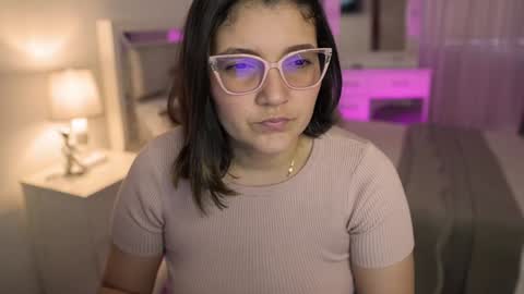 Camila buitrago online show from January 2025 10:08:01 PM