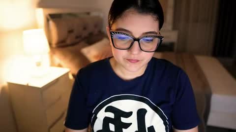 Camila buitrago online show from September 2025 03:11:02 AM