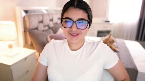 Camila buitrago online show from October 2025 08:20:01 PM