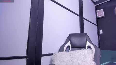 C A M I L A online show from October 2025 06:47:01 PM