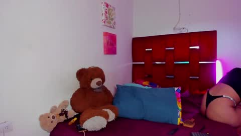 Camila G online show from April 2026 09:34:02 PM