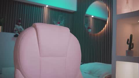 Snapshot of camila_martinez9 chatting on January 2026 11:25:01 AM camila_martinez9 online show from January 2026 11:25:01 AM