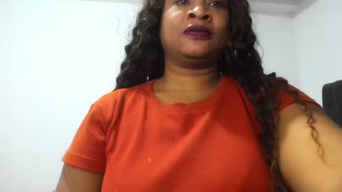 Camila online show from February 2025 12:43:01 AM