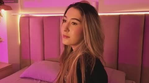 Camila online show from April 2026 07:43:01 PM