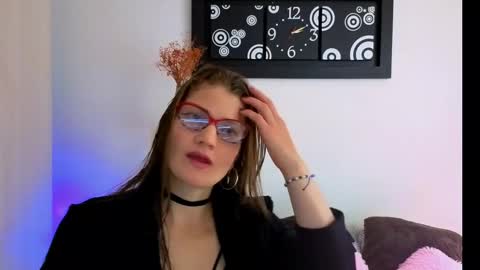 Camila ventura online show from December 2025 07:07:02 PM