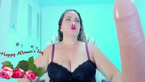 camilaa foxxx online show from March 2025 06:47:02 PM