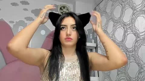 Camila  online show from February 2025 06:43:01 AM