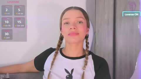 Camila Monroee  online show from January 2026 02:44:01 PM