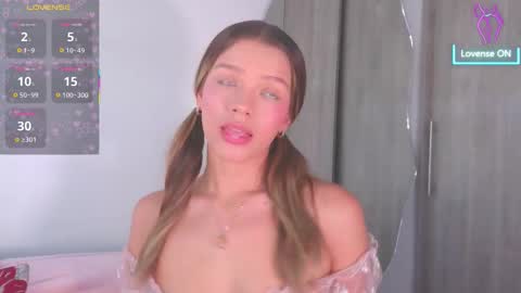 Camila Monroee  online show from February 2026 02:34:01 PM