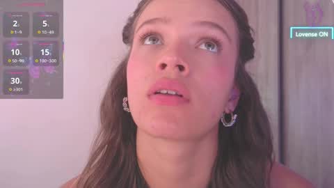 Snapshot of camilamonroee chatting on April 2026 05:30:01 PM Camila Monroee online show from April 2026 05:30:01 PM
