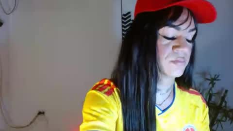 Snapshot of camilaparrisx chatting on June 2026 01:33:01 AM camilaparrisx online show from June 2026 01:33:01 AM