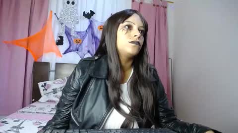 camilasex0 online show from November 2025 06:32:01 PM