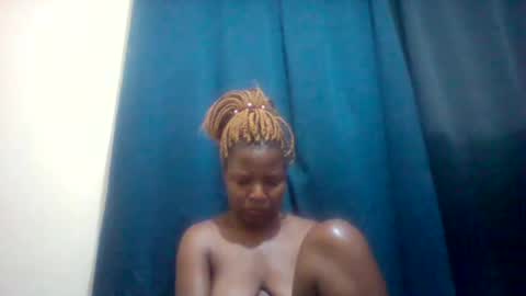camillah_sweet online show from February 2026 07:21:01 PM