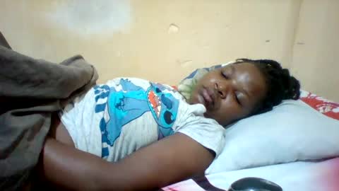 Snapshot of camillah_sweet chatting on June 2026 02:13:02 AM camillah_sweet online show from June 2026 02:13:02 AM
