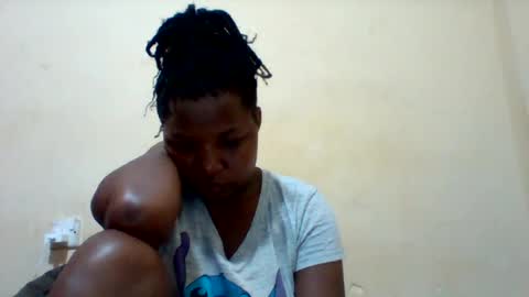 Snapshot of camillah_sweet chatting on June 2026 05:18:02 PM camillah_sweet online show from June 2026 05:18:02 PM