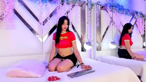 Snapshot of camillarose1 chatting on November 2025 01:23:01 PM online show from November 2025 01:23:01 PM