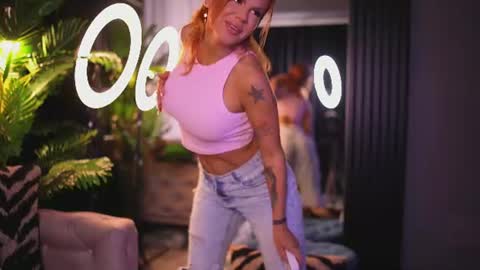 Snapshot of camillastarrx chatting on June 2026 06:38:01 PM CamillaStarrX online show from June 2026 06:38:01 PM