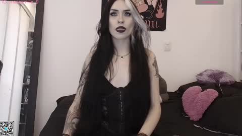 Camille  online show from October 2025 08:13:02 PM