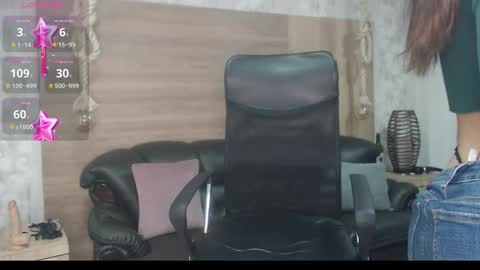 Camille online show from March 2025 08:45:02 PM