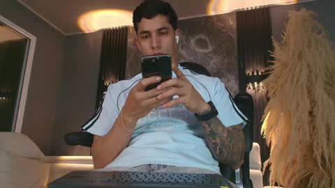 Snapshot of camiloalvarezzz3 chatting on May 2026 03:13:02 AM CAMILO online show from May 2026 03:13:02 AM