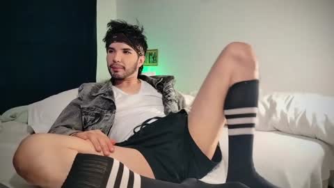 camilo online show from February 2025 03:34:02 AM