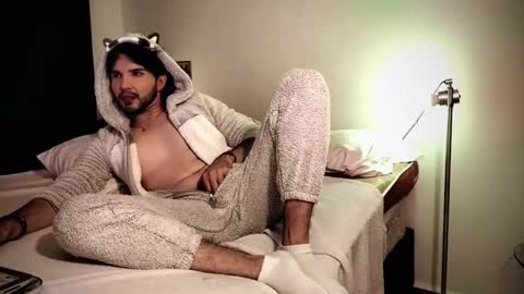 camilo online show from February 2025 05:37:02 AM