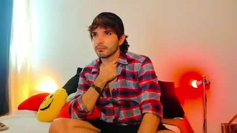 Snapshot of camilosaennz chatting on July 2026 04:46:02 PM camilo online show from July 2026 04:46:02 PM