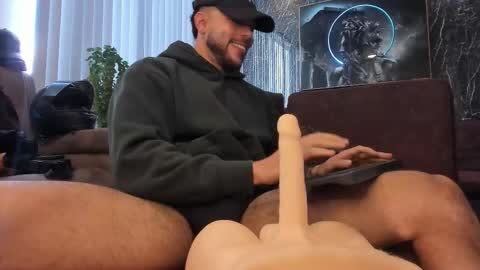 Camilo Watson online show from October 2025 03:01:02 PM