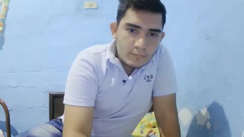 Camilowhite  online show from November 2025 08:08:01 PM