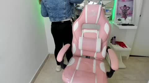 camixxx_m online show from November 2025 12:16:02 PM